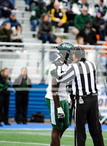 Thumbnail 2 in William Floyd vs. Freeport (Section 8 D1 Long Island Final) photogallery.