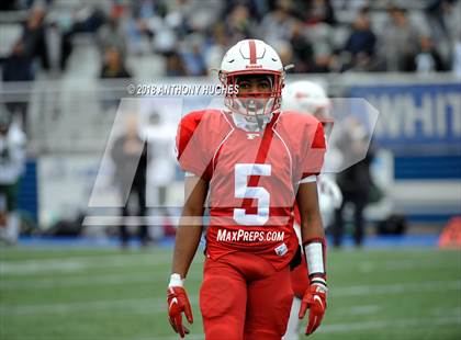 Thumbnail 2 in William Floyd vs. Freeport (Section 8 D1 Long Island Final) photogallery.