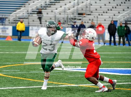 Thumbnail 2 in William Floyd vs. Freeport (Section 8 D1 Long Island Final) photogallery.