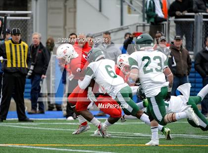 Thumbnail 3 in William Floyd vs. Freeport (Section 8 D1 Long Island Final) photogallery.