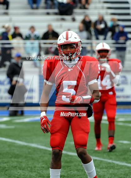 Thumbnail 1 in William Floyd vs. Freeport (Section 8 D1 Long Island Final) photogallery.