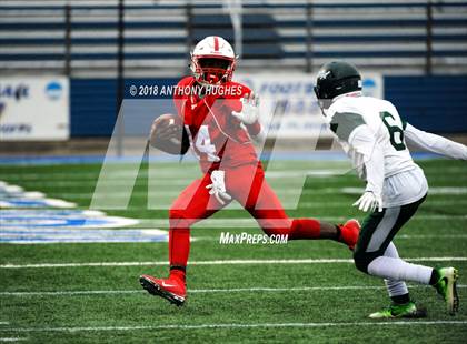 Thumbnail 1 in William Floyd vs. Freeport (Section 8 D1 Long Island Final) photogallery.