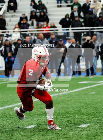 Thumbnail 2 in William Floyd vs. Freeport (Section 8 D1 Long Island Final) photogallery.