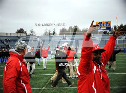 Thumbnail 1 in William Floyd vs. Freeport (Section 8 D1 Long Island Final) photogallery.