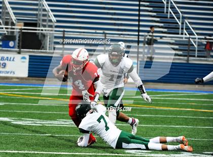 Thumbnail 3 in William Floyd vs. Freeport (Section 8 D1 Long Island Final) photogallery.