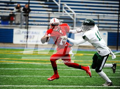Thumbnail 2 in William Floyd vs. Freeport (Section 8 D1 Long Island Final) photogallery.
