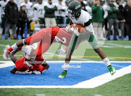 Thumbnail 3 in William Floyd vs. Freeport (Section 8 D1 Long Island Final) photogallery.
