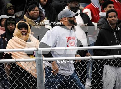 Thumbnail 2 in William Floyd vs. Freeport (Section 8 D1 Long Island Final) photogallery.