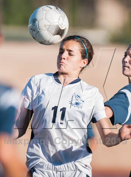 Thumbnail 2 in Redlands vs. Yucaipa photogallery.