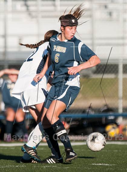 Thumbnail 3 in Redlands vs. Yucaipa photogallery.