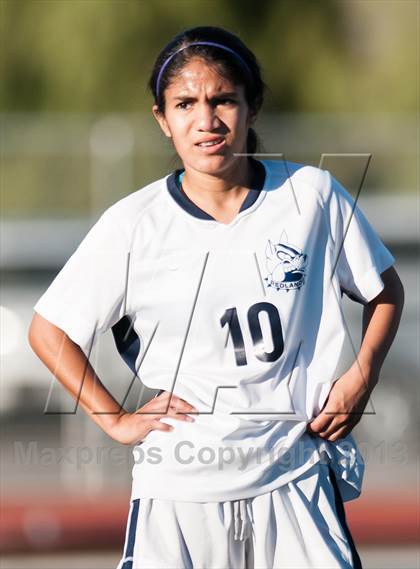 Thumbnail 3 in Redlands vs. Yucaipa photogallery.