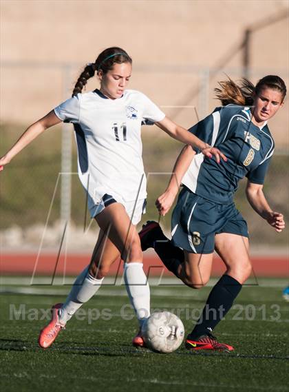 Thumbnail 2 in Redlands vs. Yucaipa photogallery.