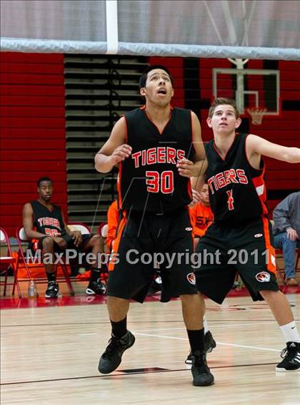 Thumbnail 3 in San Jacinto vs. Yucca Valley (Palm Springs Winter Classic) photogallery.