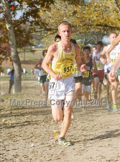 Thumbnail 3 in CIF State Cross Country Championships (Boys Division III) photogallery.