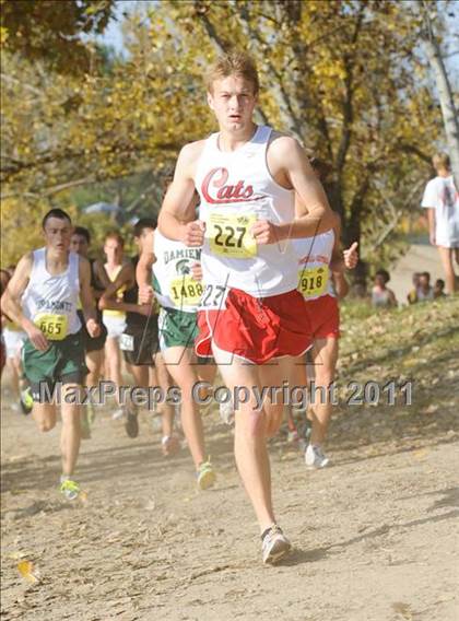 Thumbnail 1 in CIF State Cross Country Championships (Boys Division III) photogallery.