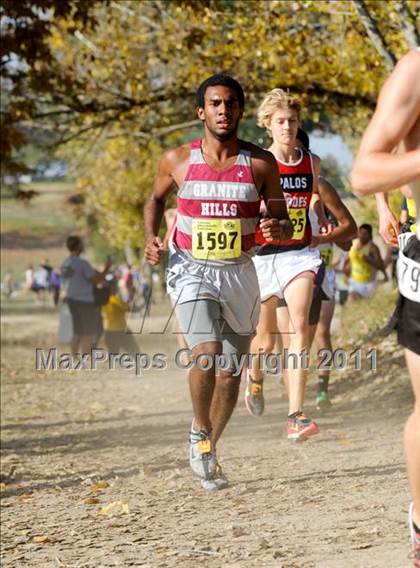 Thumbnail 3 in CIF State Cross Country Championships (Boys Division III) photogallery.