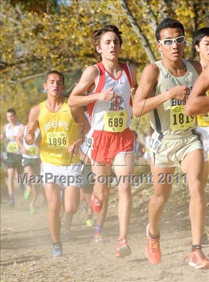 Thumbnail 2 in CIF State Cross Country Championships (Boys Division III) photogallery.