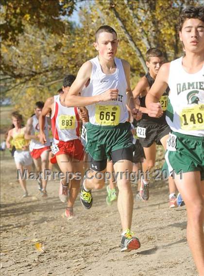 Thumbnail 2 in CIF State Cross Country Championships (Boys Division III) photogallery.