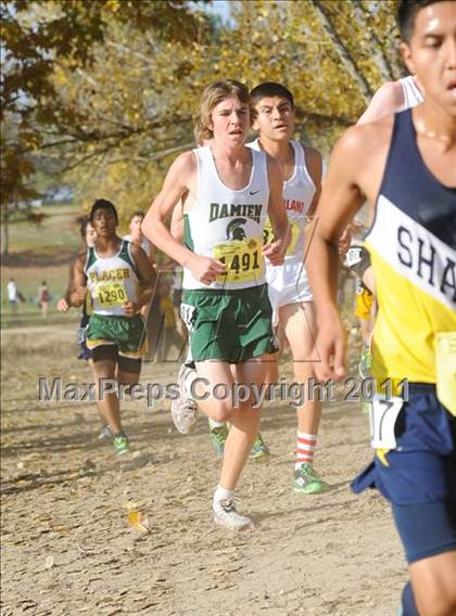 Thumbnail 2 in CIF State Cross Country Championships (Boys Division III) photogallery.