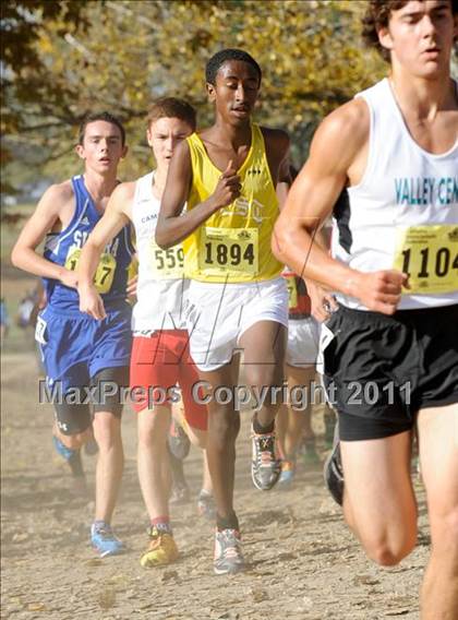 Thumbnail 1 in CIF State Cross Country Championships (Boys Division III) photogallery.