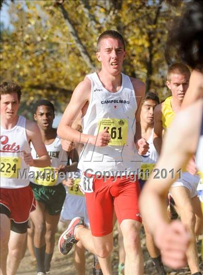Thumbnail 1 in CIF State Cross Country Championships (Boys Division III) photogallery.
