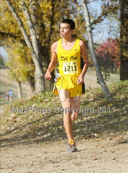 Thumbnail 1 in CIF State Cross Country Championships (Boys Division III) photogallery.