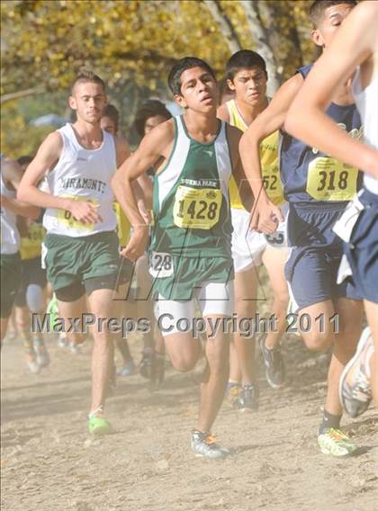 Thumbnail 1 in CIF State Cross Country Championships (Boys Division III) photogallery.