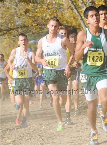 Thumbnail 2 in CIF State Cross Country Championships (Boys Division III) photogallery.