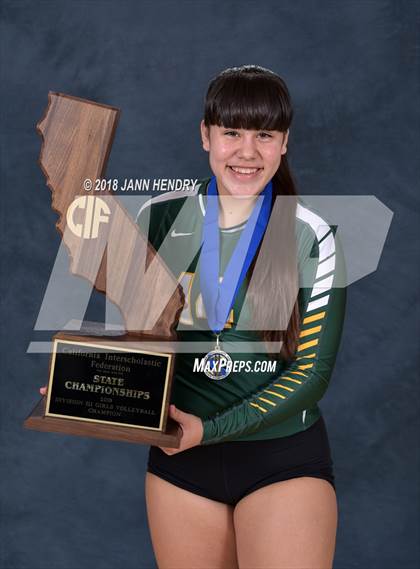 Thumbnail 1 in  Ontario Christian (CIF State D3 Awards) photogallery.