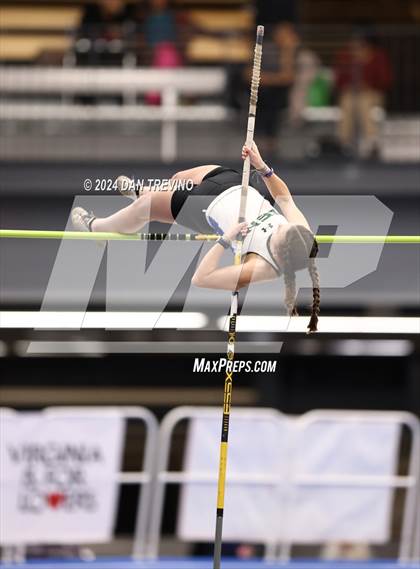 Thumbnail 1 in VHSL State Championship - Class 5 (Pole Vault) photogallery.