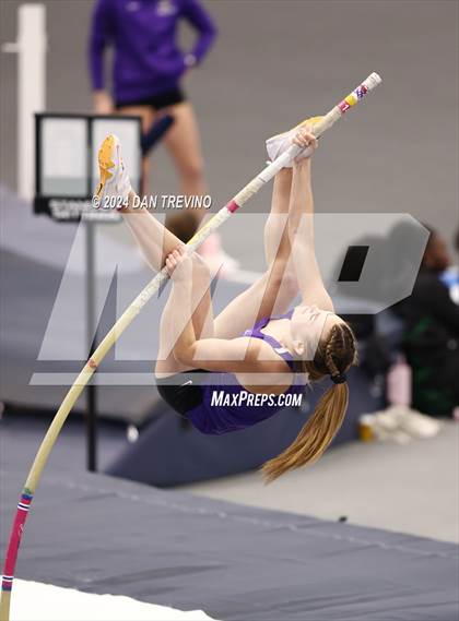 Thumbnail 1 in VHSL State Championship - Class 5 (Pole Vault) photogallery.
