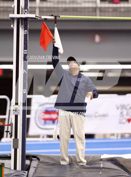 Thumbnail 2 in VHSL State Championship - Class 5 (Pole Vault) photogallery.