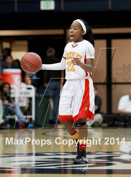 Thumbnail 1 in Deer Valley vs. Berkeley (CIF NCS D1 Final) photogallery.