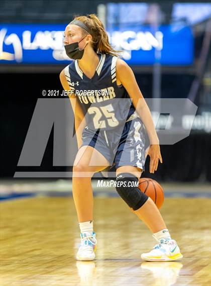 Thumbnail 1 in Fowler vs. Carney-Nadeau (MHSAA D4 Semifinal) photogallery.