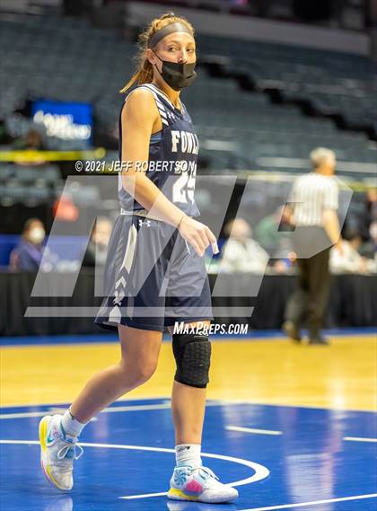 Thumbnail 3 in Fowler vs. Carney-Nadeau (MHSAA D4 Semifinal) photogallery.