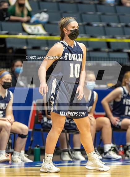 Thumbnail 2 in Fowler vs. Carney-Nadeau (MHSAA D4 Semifinal) photogallery.