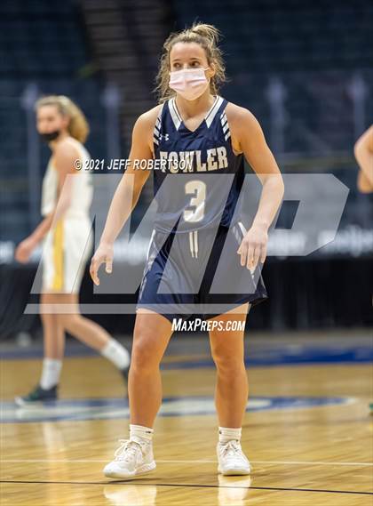 Thumbnail 2 in Fowler vs. Carney-Nadeau (MHSAA D4 Semifinal) photogallery.