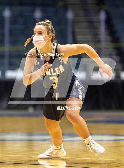 Thumbnail 2 in Fowler vs. Carney-Nadeau (MHSAA D4 Semifinal) photogallery.
