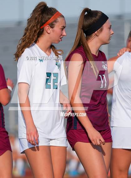 Thumbnail 2 in Highland vs. Perry (Coyote Classic Soccer Tournament) photogallery.