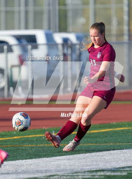 Thumbnail 2 in Highland vs. Perry (Coyote Classic Soccer Tournament) photogallery.