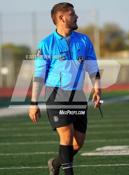 Thumbnail 3 in Highland vs. Perry (Coyote Classic Soccer Tournament) photogallery.