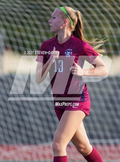 Thumbnail 1 in Highland vs. Perry (Coyote Classic Soccer Tournament) photogallery.