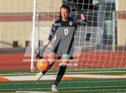 Thumbnail 2 in Highland vs. Perry (Coyote Classic Soccer Tournament) photogallery.