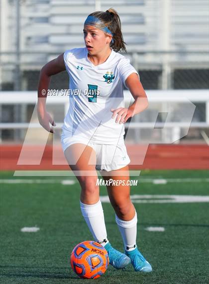 Thumbnail 2 in Highland vs. Perry (Coyote Classic Soccer Tournament) photogallery.