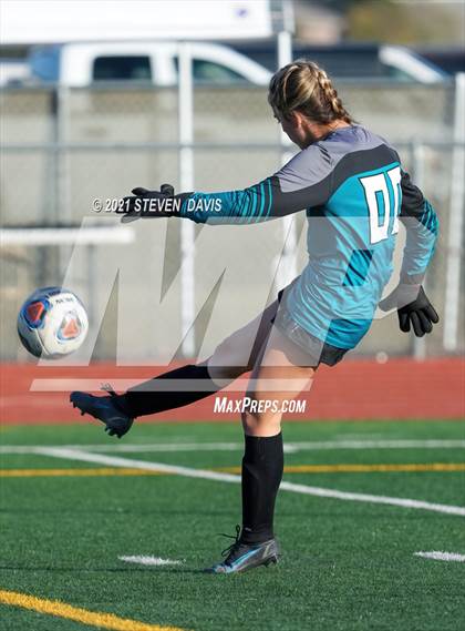 Thumbnail 1 in Highland vs. Perry (Coyote Classic Soccer Tournament) photogallery.