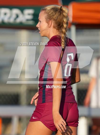 Thumbnail 3 in Highland vs. Perry (Coyote Classic Soccer Tournament) photogallery.