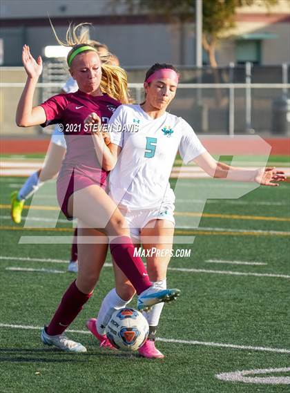 Thumbnail 2 in Highland vs. Perry (Coyote Classic Soccer Tournament) photogallery.