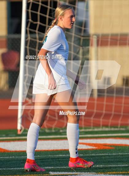 Thumbnail 2 in Highland vs. Perry (Coyote Classic Soccer Tournament) photogallery.