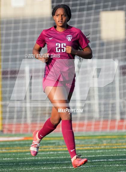 Thumbnail 3 in Highland vs. Perry (Coyote Classic Soccer Tournament) photogallery.