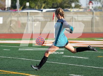 Thumbnail 2 in Highland vs. Perry (Coyote Classic Soccer Tournament) photogallery.
